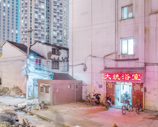 Illustration for article titled These Eerie Photos Make Megacities Look Totally Deserted